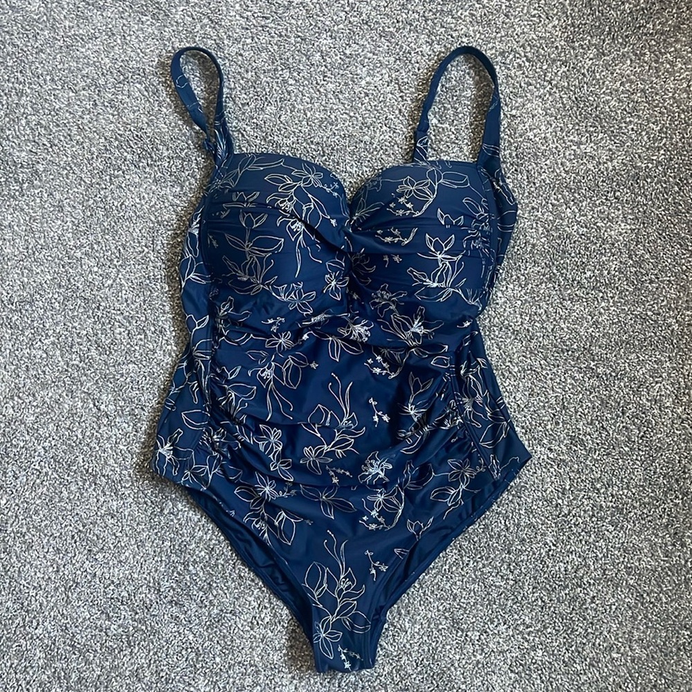NipTuck One piece swimsuit, size 12